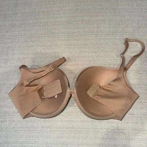 SKIMS Ultimate Teardrop Underwire Push-Up Bra